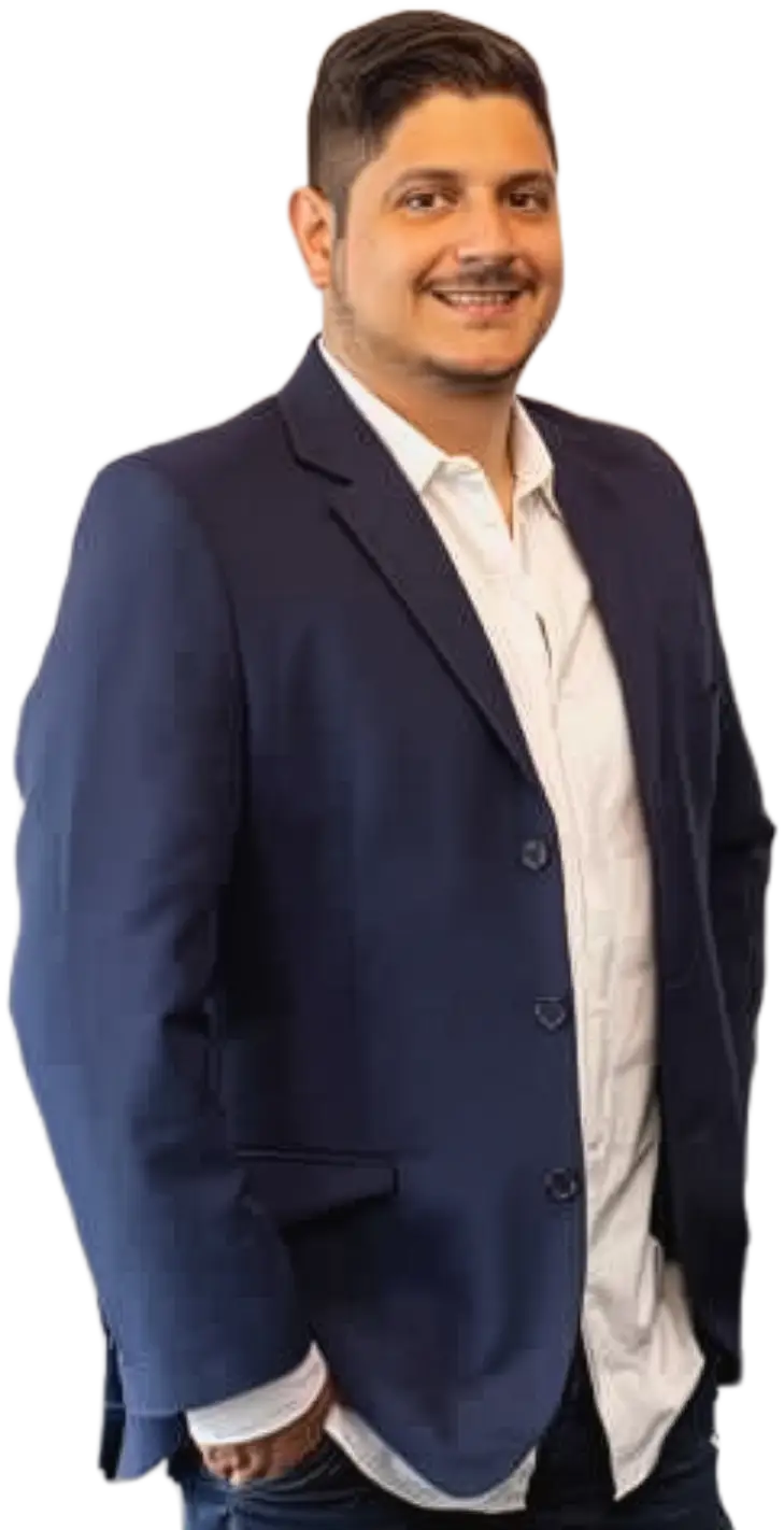 Conheça Adriano Ortolani